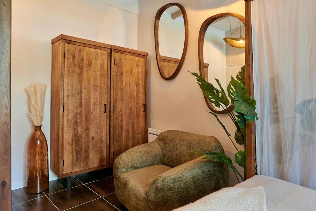 Versailles Jacuzzi - Sauna - Rdc 2 Dış mekan fotoğraf