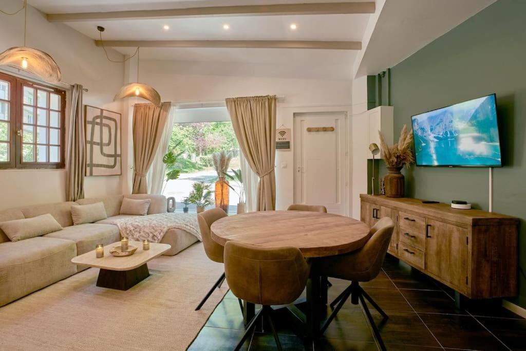 Versailles Jacuzzi - Sauna - Rdc 2 Dış mekan fotoğraf