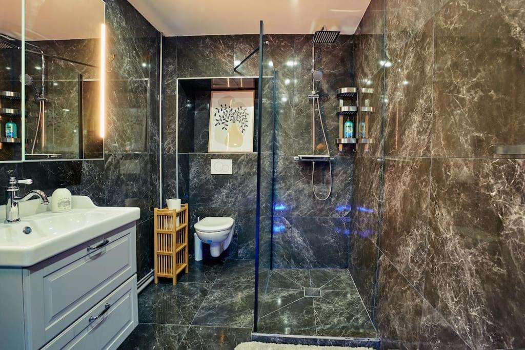 Versailles Jacuzzi - Sauna - Rdc 2 Dış mekan fotoğraf